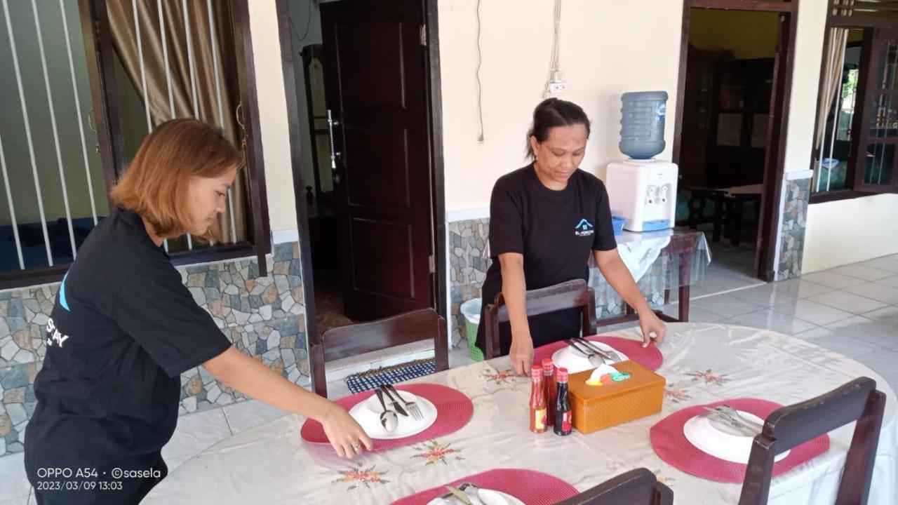 El Homestay Bunaken Exteriör bild