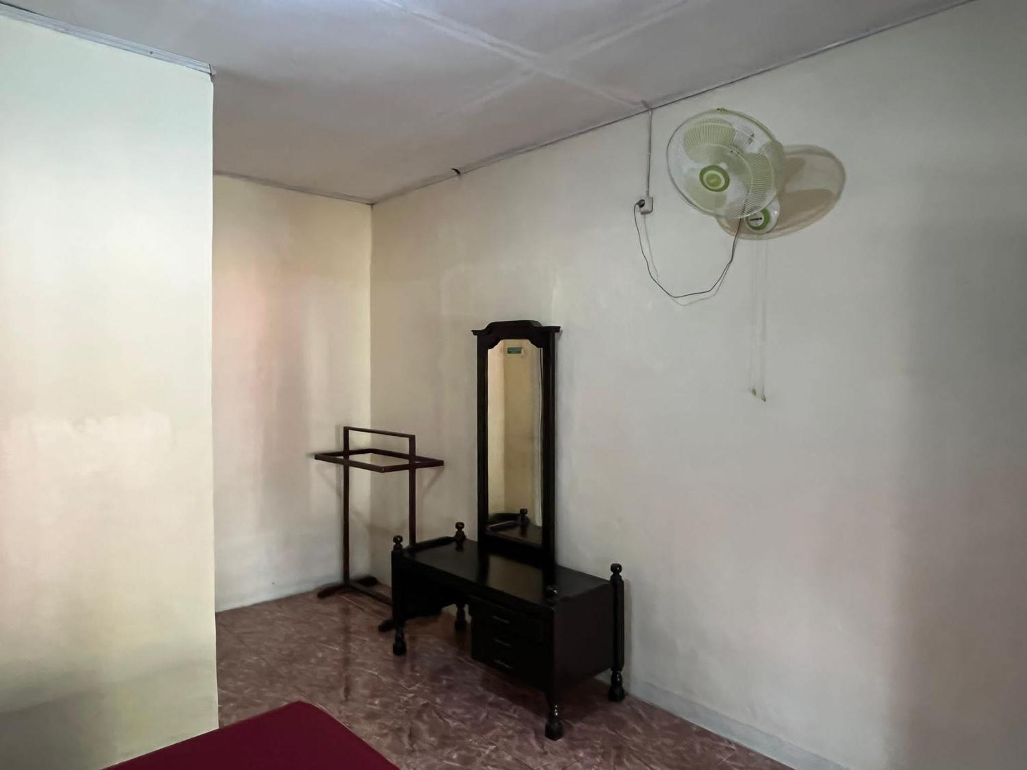 El Homestay Bunaken Exteriör bild